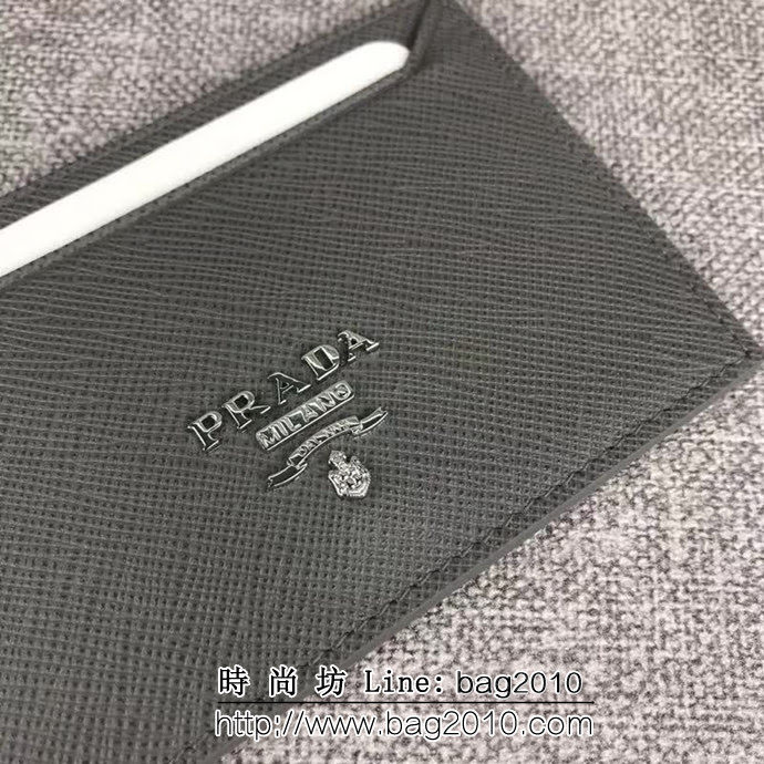PRADA普拉達 官網同步 專櫃最新款 頂級原單十字紋牛皮 三層信用卡夾 1MC208 DD1757